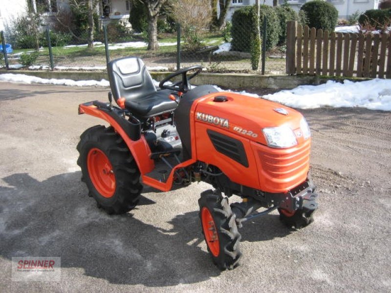 Kubota KUBOTA B1220 Tracteur Communal - Technikboerse.com