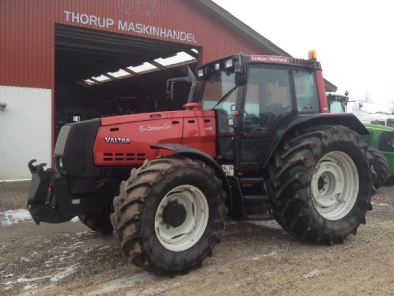 Valtra 8950 Dk Hi Tec Bare Flot Tracteur