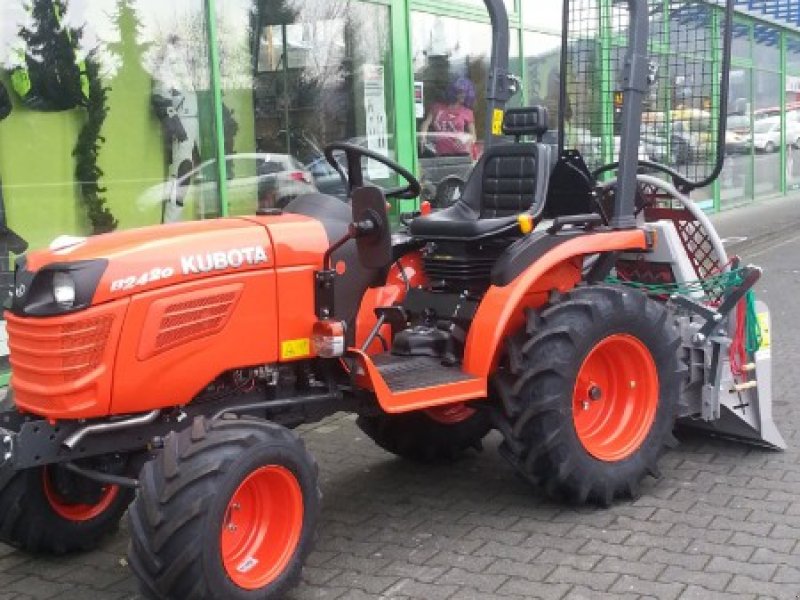 Kubota B2420 Www.buchens.de Kommunaltraktor - Technikboerse.com