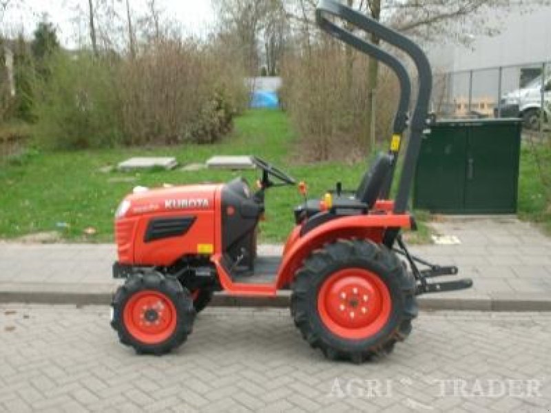 Kubota B1220. Tracteur - Technikboerse.com