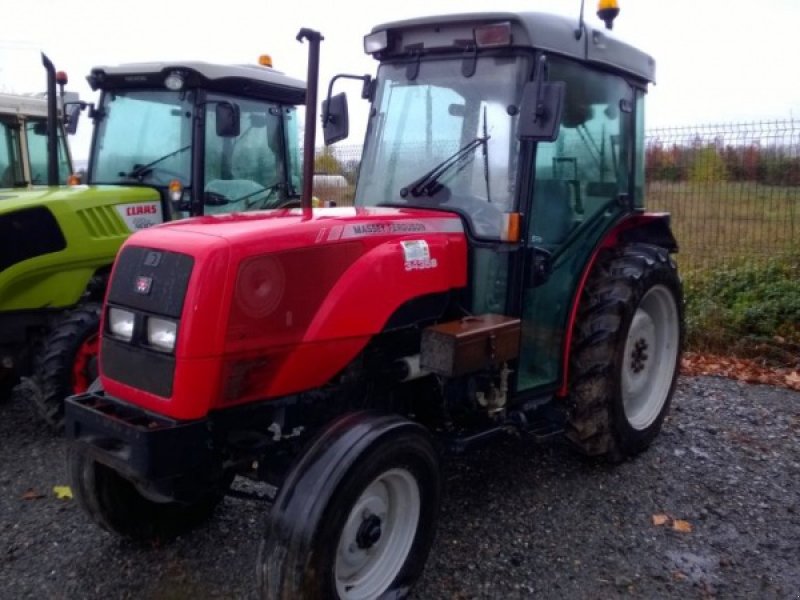 Massey Ferguson 3435 S Vineyard tractor - technikboerse.com