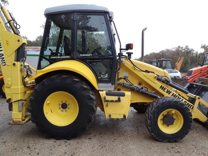 New Holland LB 110 B Backhoe Loader - Technikboerse.com