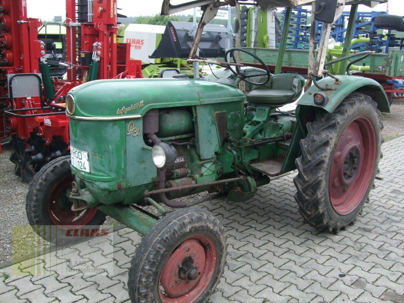 Deutz Fahr D30 Traktor