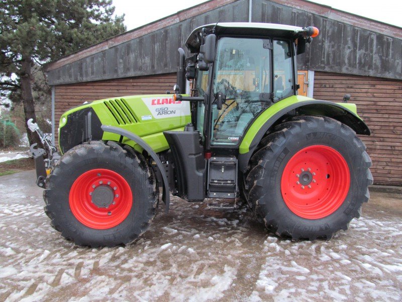 Claas Arion 650 Tractor