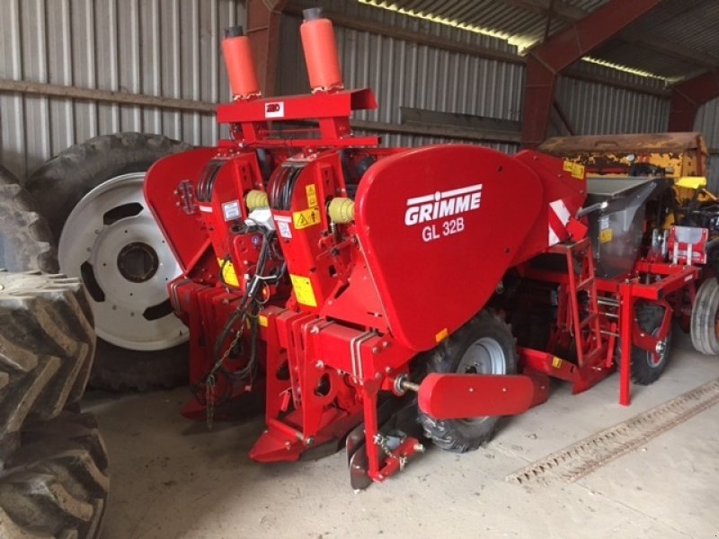 Grimme GL-32-B Potato Planting Machine - Technikboerse.com