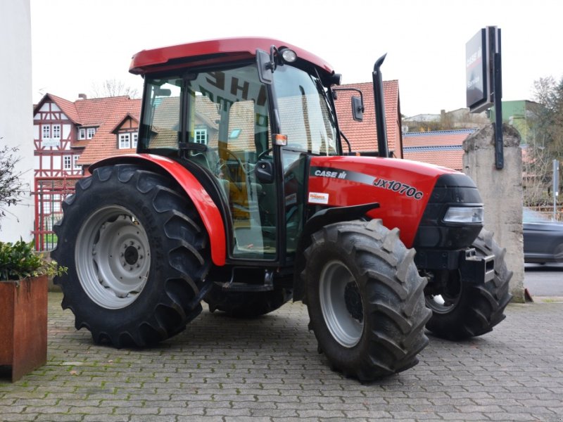 Case IH JX 1070 C Traktor, 34286 Spangenberg - technikboerse.com