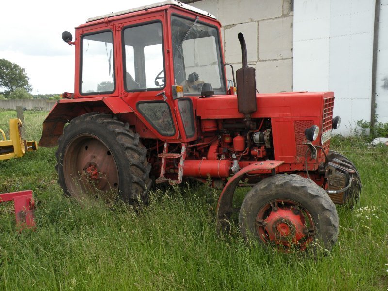 Traktor Belarus Mts 82 - Technikboerse.com