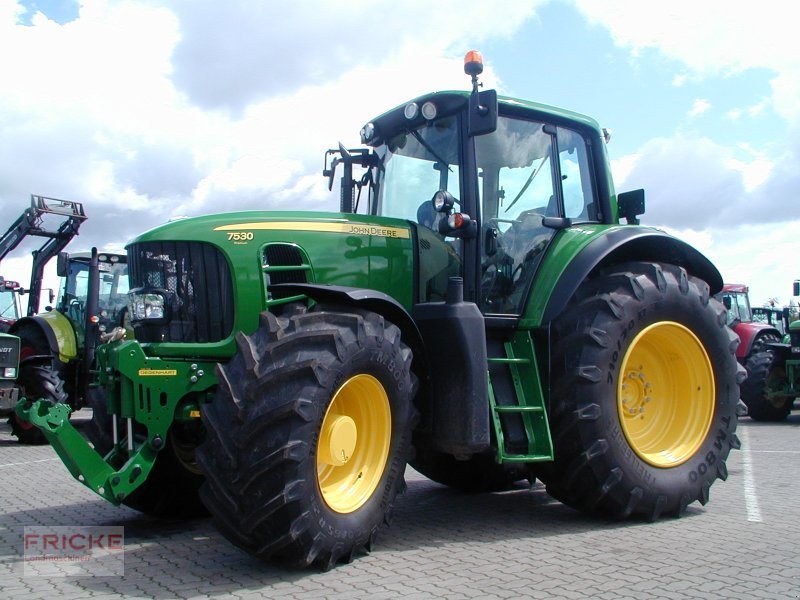 John Deere 7530 Premium Auto Quad Plus 40 Km H Eco Shift Traktor