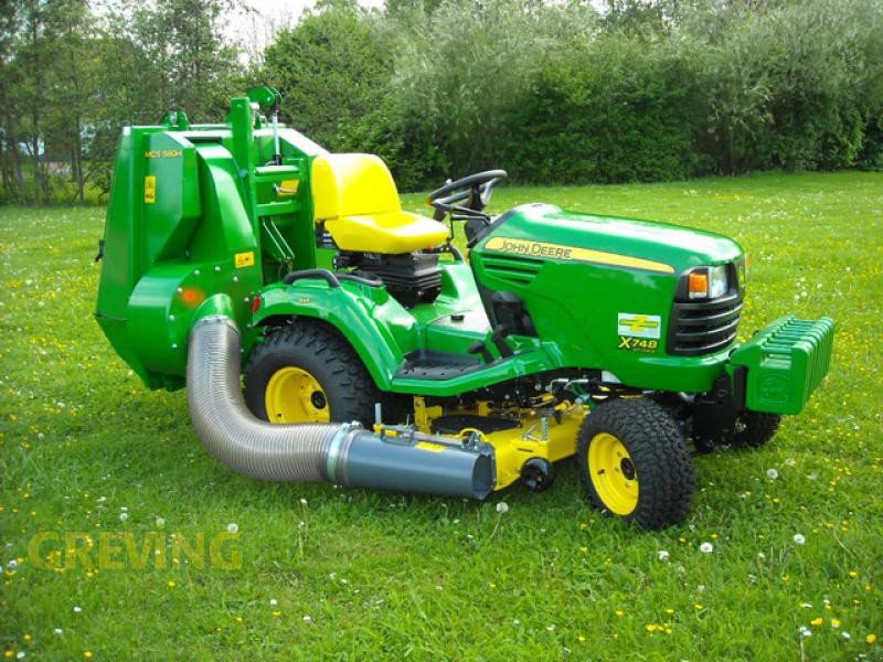 John Deere X748 Mcs 580h Municipal Tractor