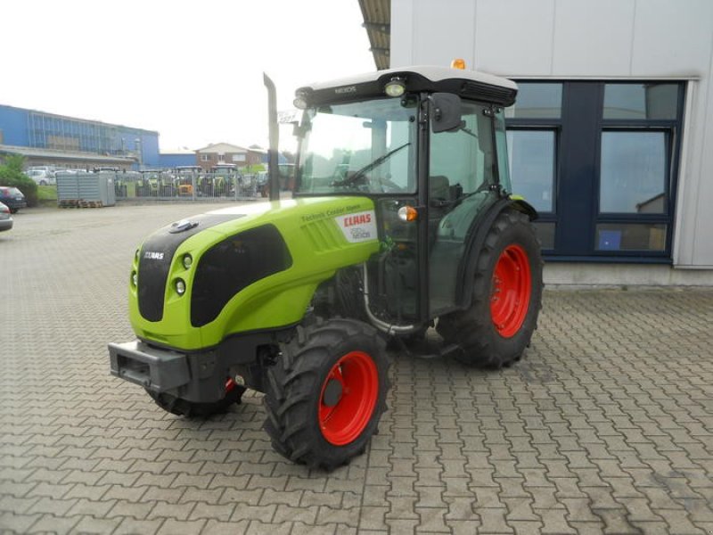 Claas Nexos 230 Vl Traktor