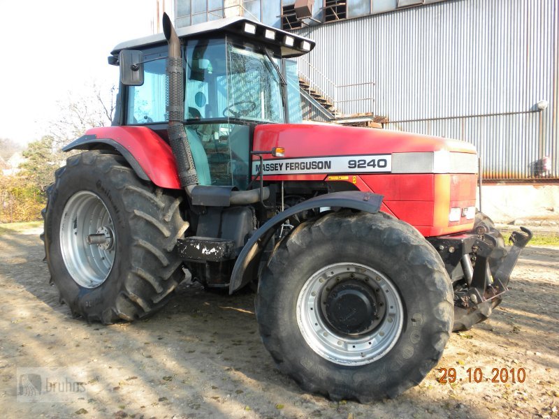 Massey Ferguson 9240 Traktor