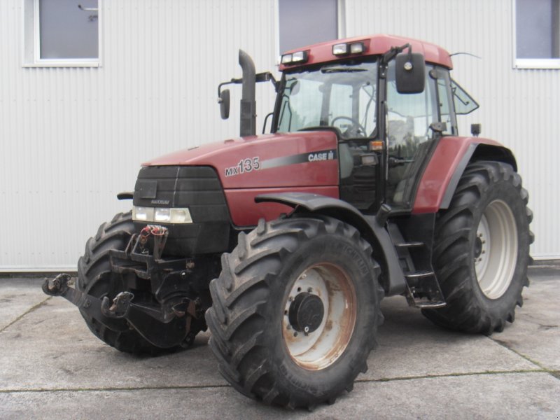 Case Ih Maxxum Mx 135 Traktor