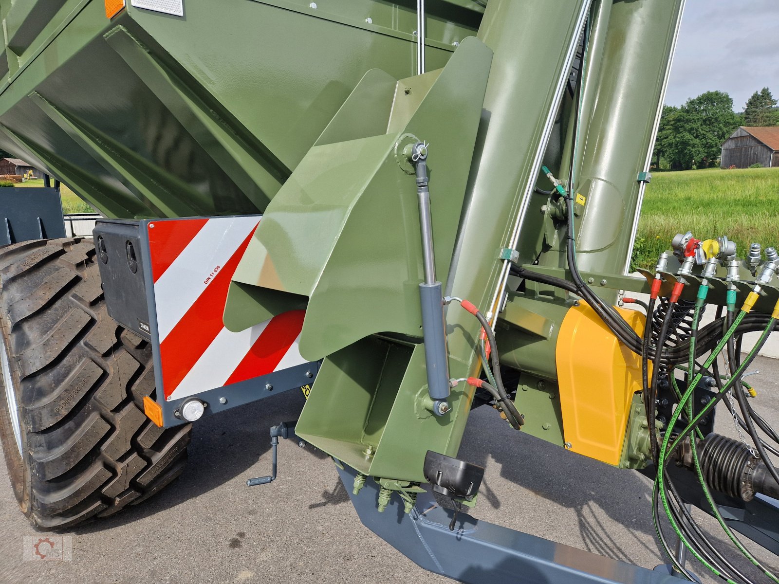 Überladewagen du type Kobzarenko PBN-9 9m³ Volumen Druckluft, Neumaschine en Tiefenbach (Photo 4)