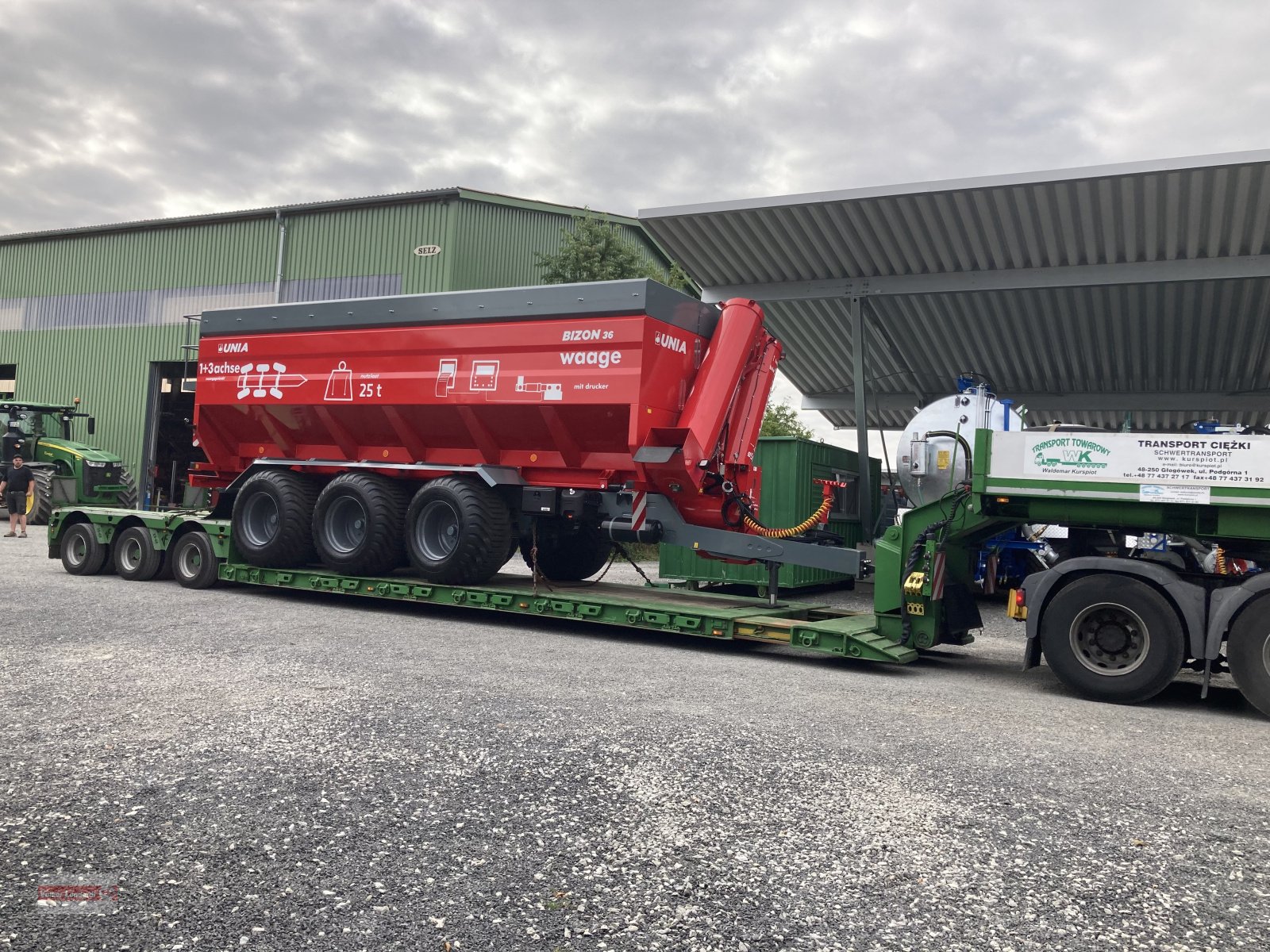 Überladewagen van het type Unia BIZON 36, Neumaschine in Ostheim/Rhön (Foto 11)