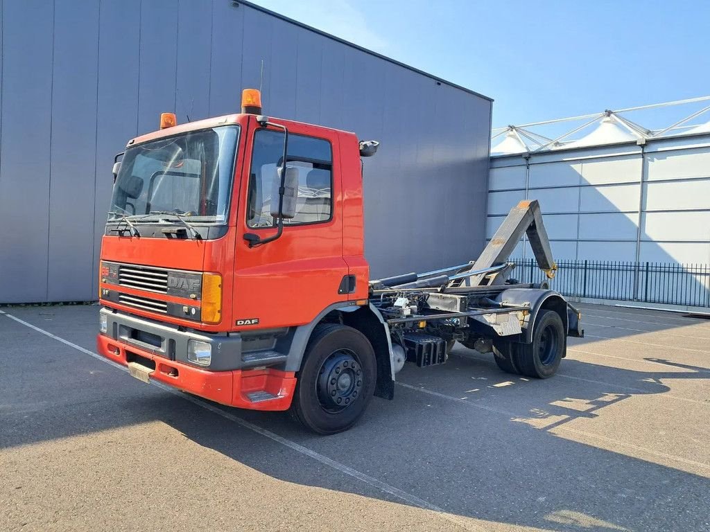 Abrollcontainer tip DAF FA 65.210 ATi met haakarm, Gebrauchtmaschine in Groningen (Poză 4)