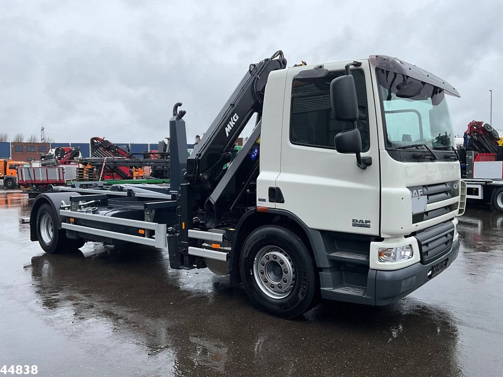 Abrollcontainer des Typs DAF FA 75 CF 250 MKG 14 Tonmeter laadkraan, Gebrauchtmaschine in ANDELST (Bild 7)