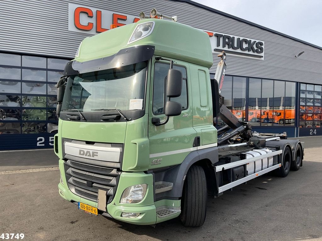 Abrollcontainer typu DAF FAS CF 440 Euro 6 Hiab 21 Ton haakarmsysteem, Gebrauchtmaschine v ANDELST (Obrázek 1)