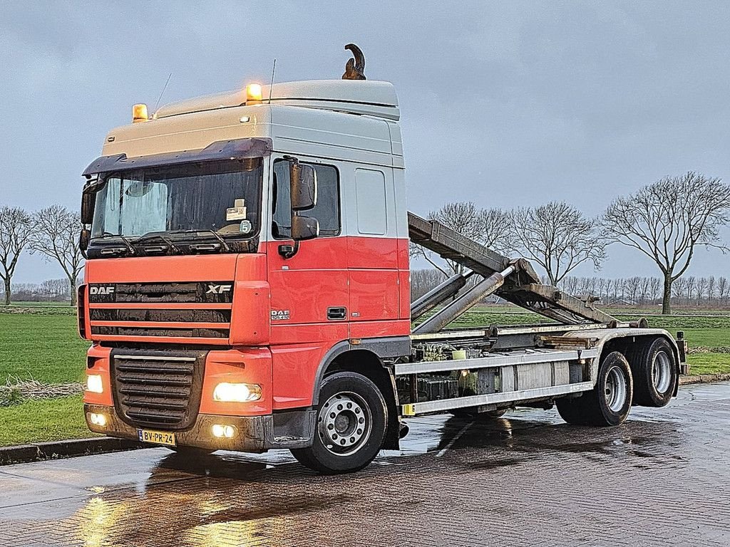 Abrollcontainer типа DAF XF 105.410 sc, Gebrauchtmaschine в Vuren (Фотография 2)