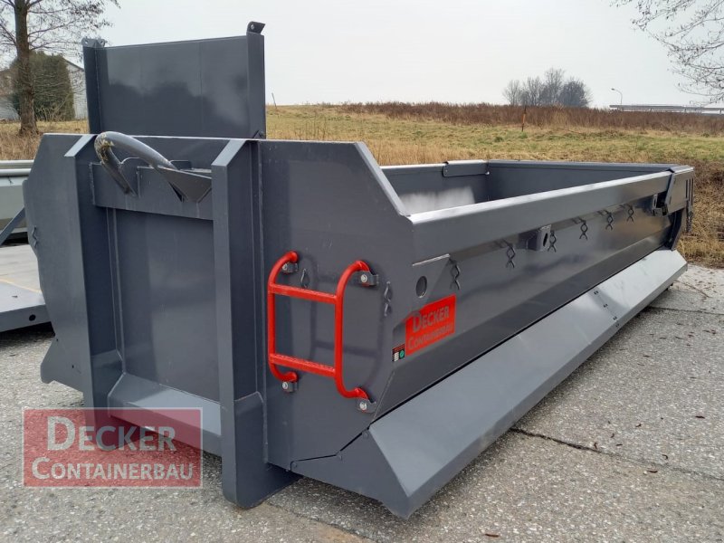 Abrollcontainer of the type Decker Container Abrollcontainer, Halfpipe, HARDOX, ca.14m³, hydr.Heckklappe, Neumaschine in Armstorf