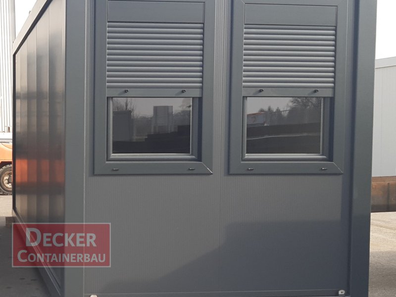 Abrollcontainer des Typs Decker Container Bürocontainer 20ft, Staplertaschen, sofort verfügbar, Neumaschine in Armstorf (Bild 1)