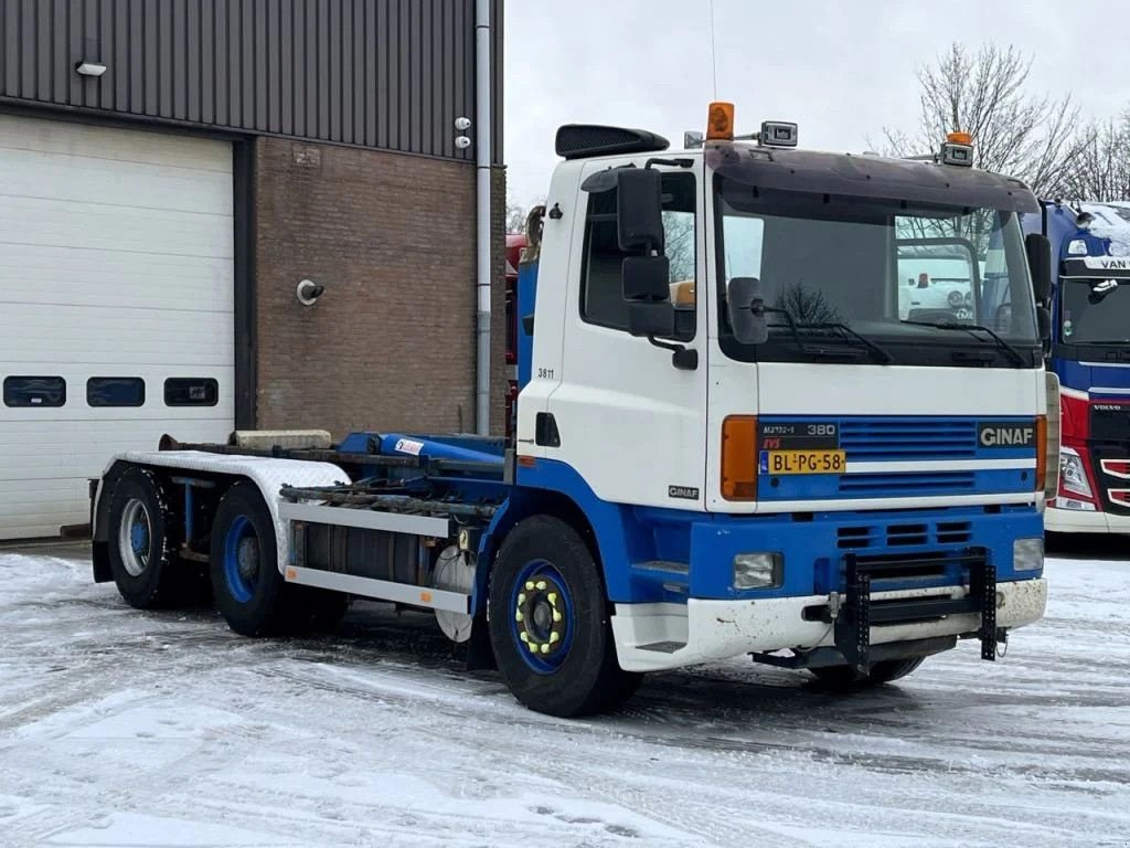 Abrollcontainer typu Ginaf M 3232 S DAF CF85 - 380 / 6x4 / Manual / Haakarm Hooklift / Euro, Gebrauchtmaschine v Ammerzoden (Obrázok 4)