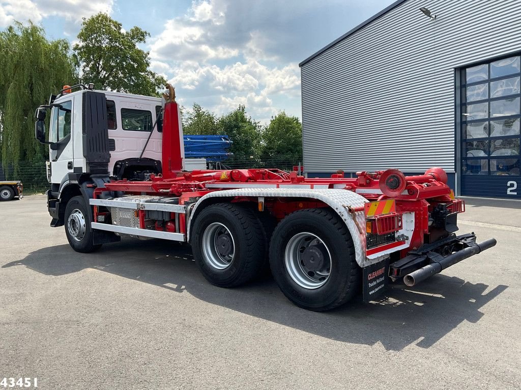 Abrollcontainer des Typs Iveco AD260T 6x4 Euro 6 AJK 20 haakarmsysteem, Gebrauchtmaschine in ANDELST (Bild 4)