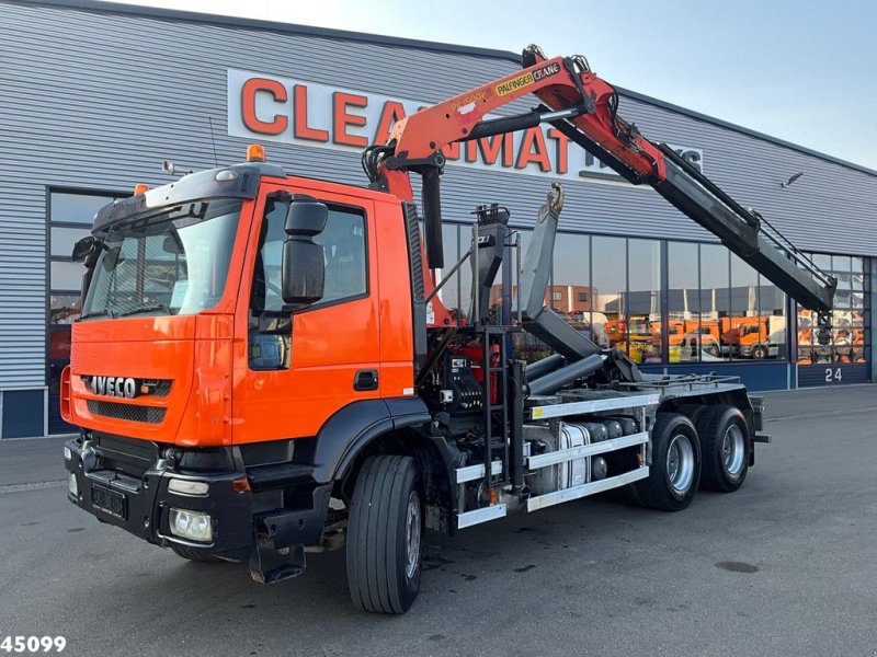 Abrollcontainer des Typs Iveco Trakker AD380T41 6x4 Palfinger 15 Tonmeter laadkraan Just 159.49, Gebrauchtmaschine in ANDELST (Bild 1)