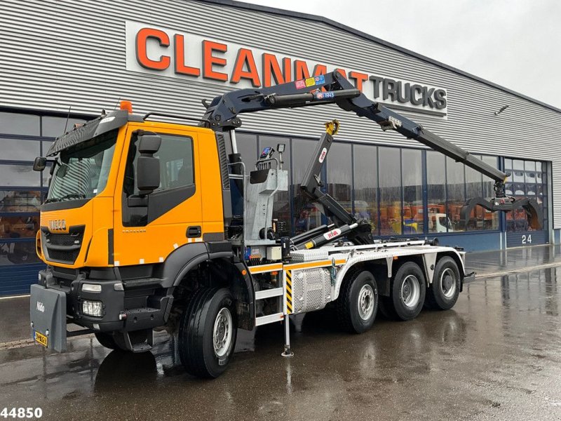 Abrollcontainer du type Iveco Trakker AD380T41W 8x6 Euro 6 HMF 19 Tonmeter Z-kraan, Gebrauchtmaschine en ANDELST (Photo 1)