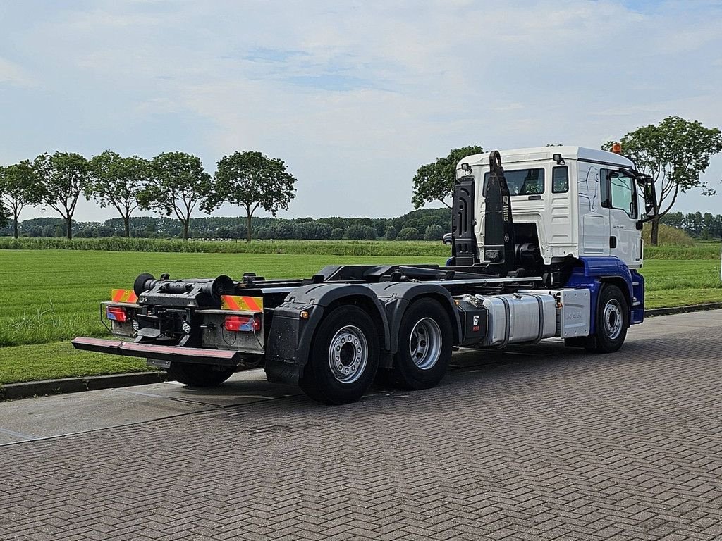 Abrollcontainer tip MAN 28.440 TGX 6x2*4 intarder hiab, Gebrauchtmaschine in Vuren (Poză 3)