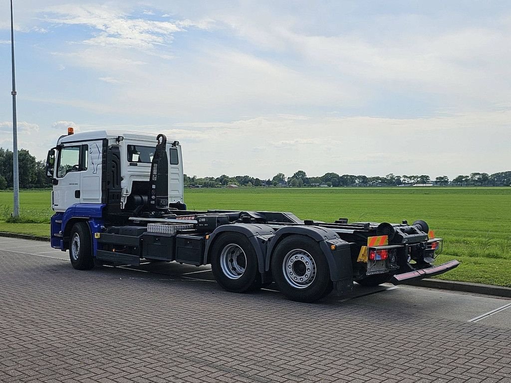 Abrollcontainer Türe ait MAN 28.440 TGX 6x2*4 intarder hiab, Gebrauchtmaschine içinde Vuren (resim 7)