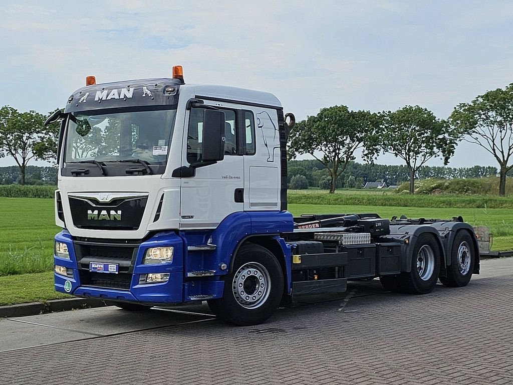 Abrollcontainer tip MAN 28.440 TGX 6x2*4 intarder hiab, Gebrauchtmaschine in Vuren (Poză 2)