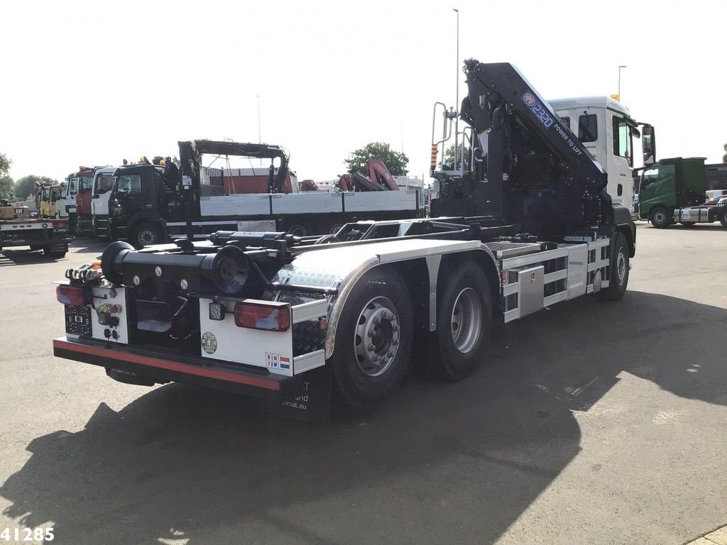 Abrollcontainer del tipo MAN TGS 26.430 HMF 23 ton/meter laadkraan, Gebrauchtmaschine In ANDELST (Immagine 4)