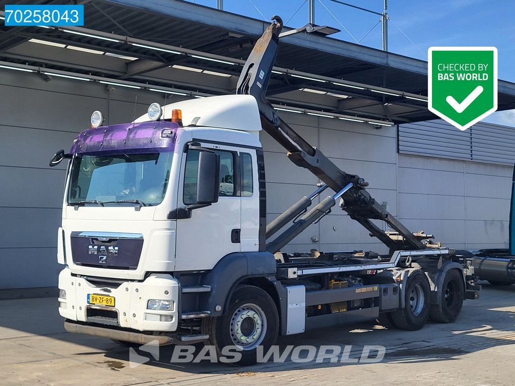 Abrollcontainer типа MAN TGS 28.360 6X2 Hiab XR21Z61 Liftachse Automatic Euro 5, Gebrauchtmaschine в Veghel (Фотография 1)