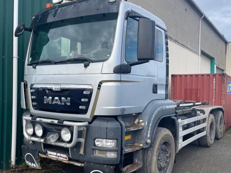 Abrollcontainer des Typs MAN TGS 33.400 TGS33.400, Gebrauchtmaschine in Wevelgem