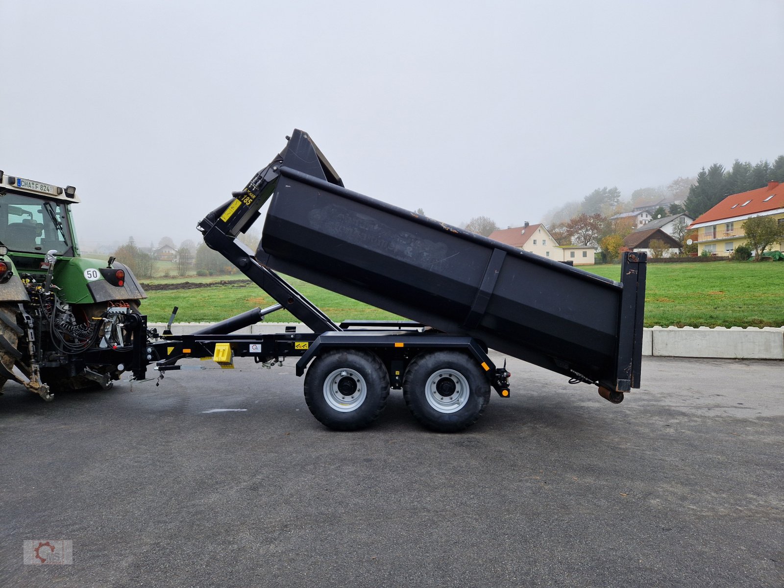 Abrollcontainer des Typs PRONAR T 185 Hakenliftanhänger Tandem Druckluft zusätzliche Hydraulikanschlüsse Hydraulische Verriegelung, Gebrauchtmaschine in Tiefenbach (Bild 12)