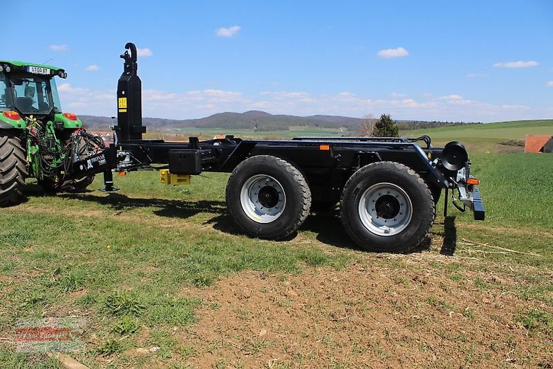 Abrollcontainer des Typs PRONAR T 285, Neumaschine in Ostheim/Rhön (Bild 7)