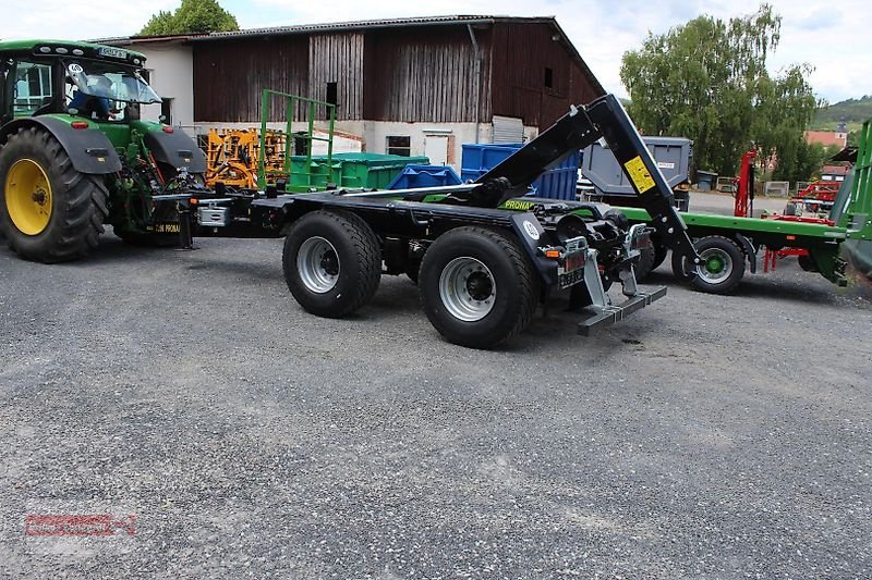 Abrollcontainer des Typs PRONAR T 286, Neumaschine in Ostheim/Rhön (Bild 4)