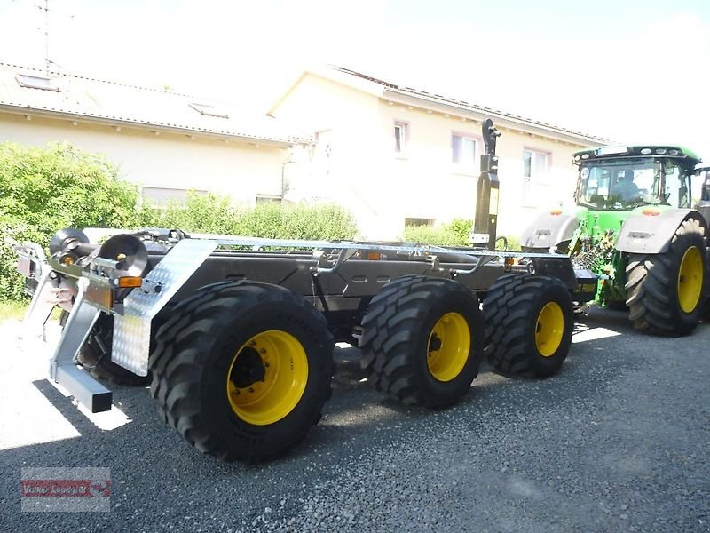 Abrollcontainer des Typs PRONAR T 386, Neumaschine in Ostheim/Rhön (Bild 5)