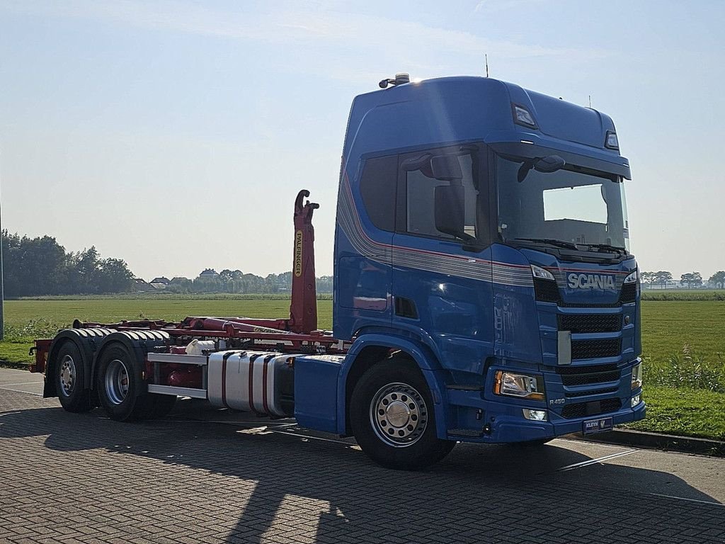 Abrollcontainer du type Scania R450, Gebrauchtmaschine en Vuren (Photo 5)