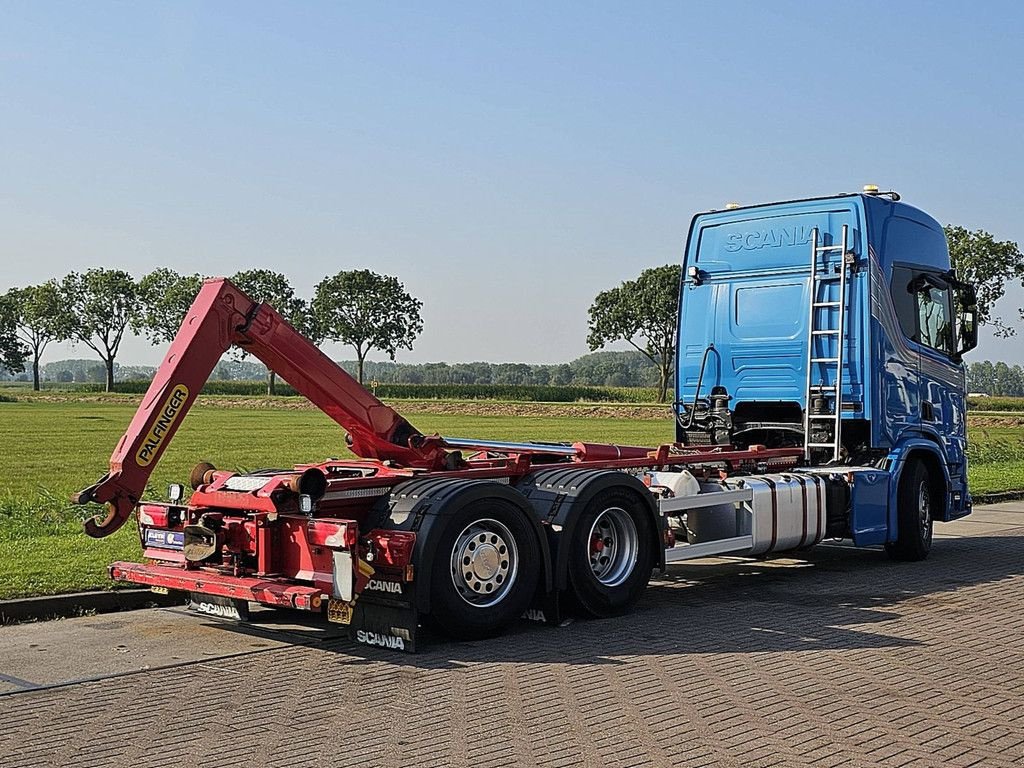 Abrollcontainer van het type Scania R450, Gebrauchtmaschine in Vuren (Foto 3)