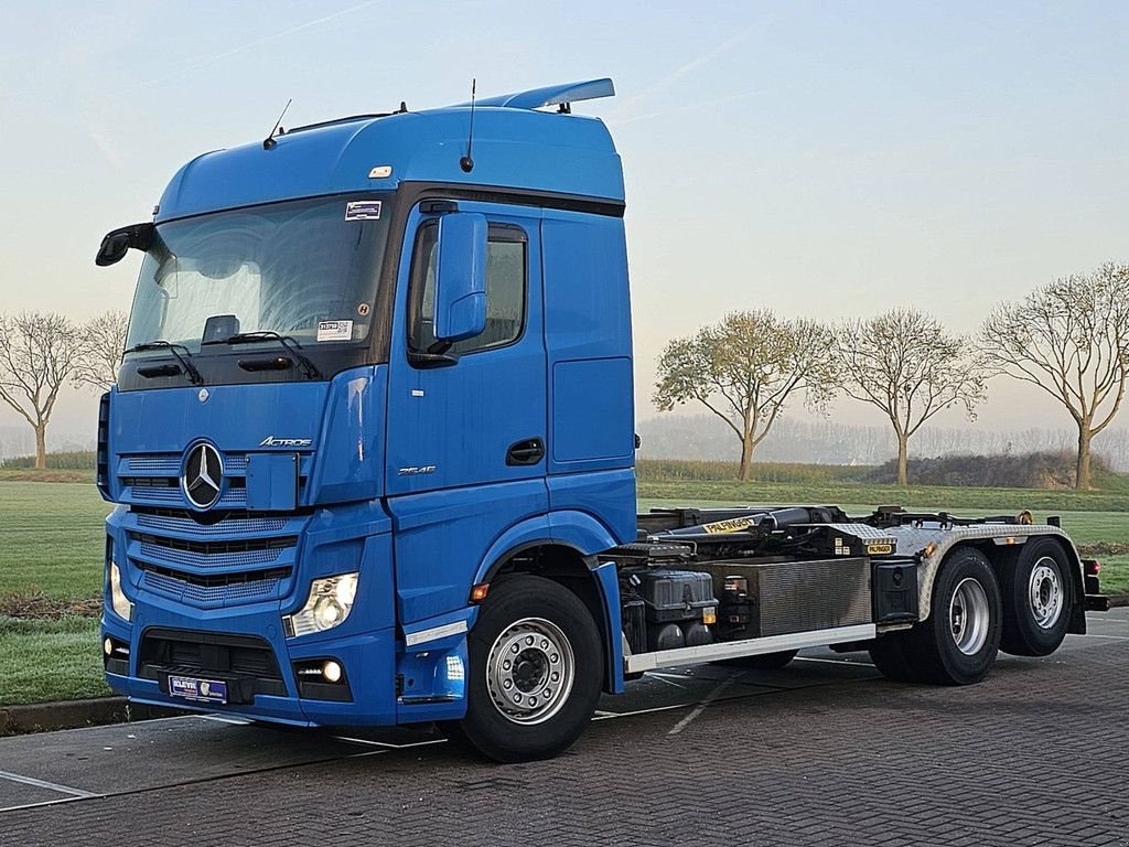 Abrollcontainer van het type Sonstige Mercedes Benz ACTROS 2545 6x2 retarder palift, Gebrauchtmaschine in Vuren (Foto 2)