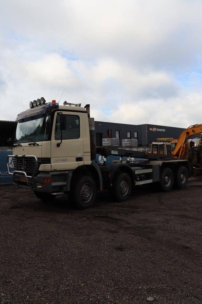 Abrollcontainer des Typs Sonstige Mercedes Benz Actros 4140K/8X4/4, Gebrauchtmaschine in Antwerpen (Bild 10)