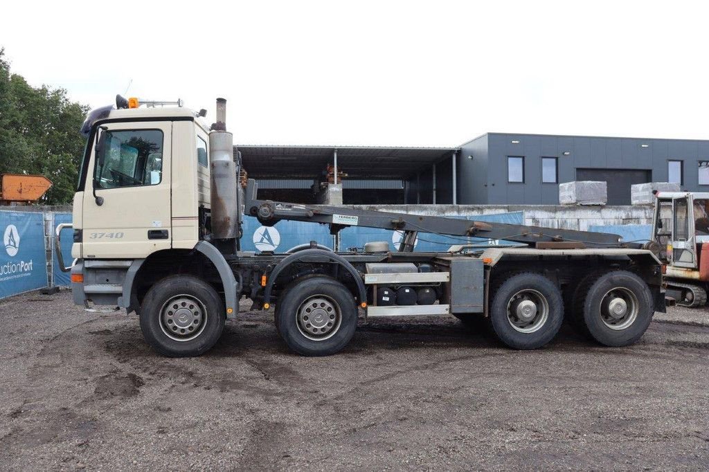 Abrollcontainer Türe ait Sonstige Mercedes Benz Actros 4140K/8X4/4, Gebrauchtmaschine içinde Antwerpen (resim 2)