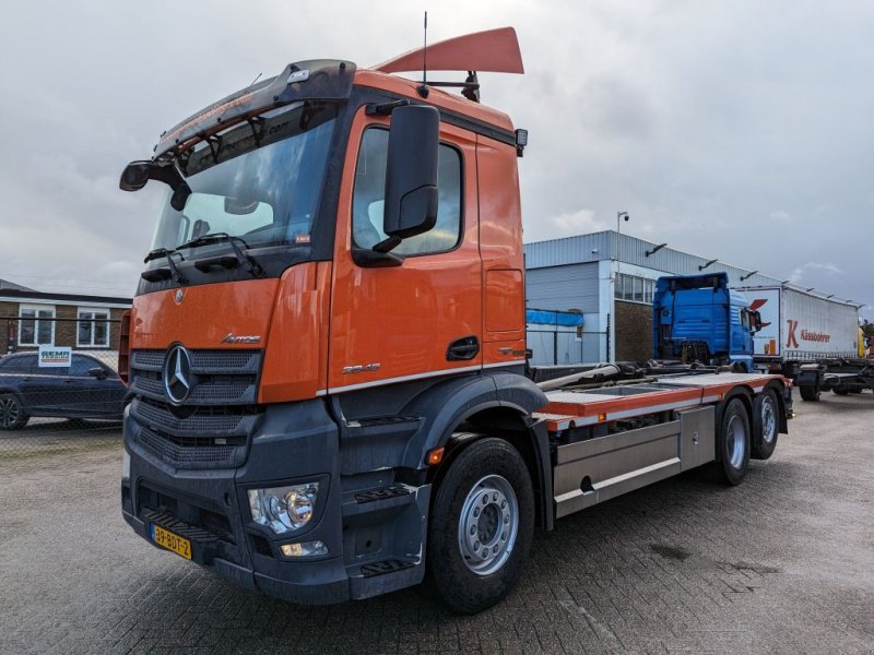 Abrollcontainer Türe ait Sonstige Mercedes Benz Antos 2845 6x2 Daycab Euro6 - Haakarm 21T - Lift-As - Vangmuil (, Gebrauchtmaschine içinde Oud Gastel (resim 1)