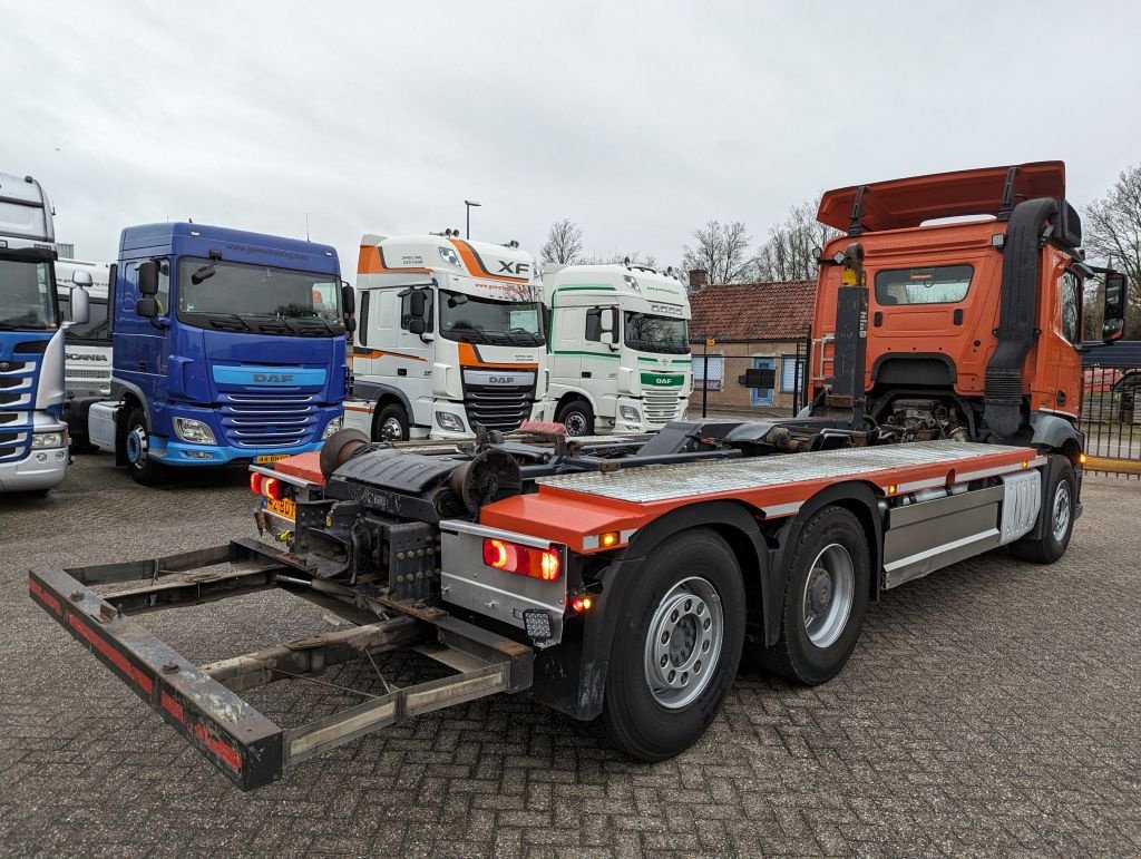 Abrollcontainer del tipo Sonstige Mercedes Benz Antos 2845 6x2 Daycab Euro6 - Haakarm 21T - Lift-As - Vangmuil (, Gebrauchtmaschine In Oud Gastel (Immagine 9)