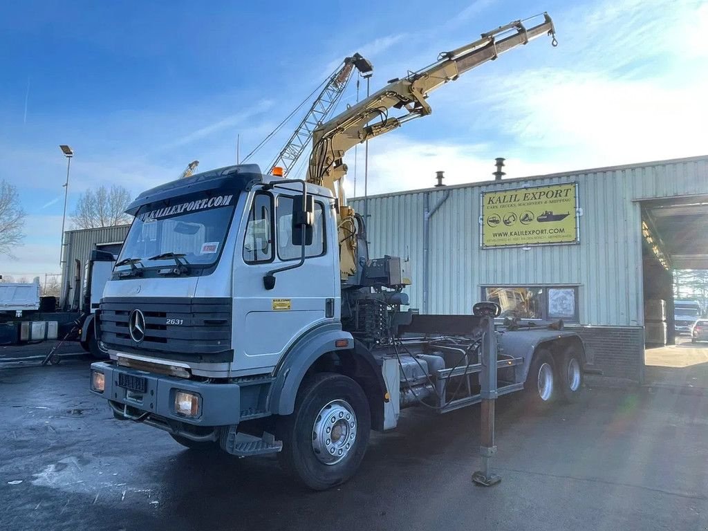 Abrollcontainer des Typs Sonstige Mercedes Benz SK 2631 Ampliroll 6x4 Atlas 140.1 Crane V6 Big Axle's Top Condit, Gebrauchtmaschine in 'S-Hertogenbosch (Bild 1)