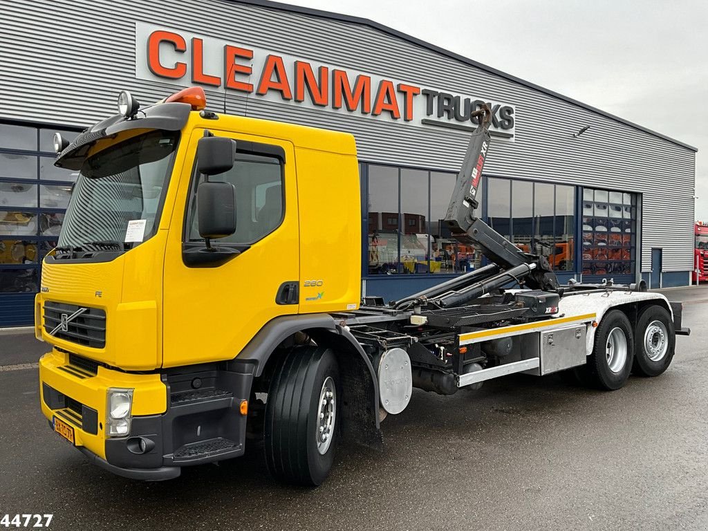 Abrollcontainer van het type Volvo FE 260 Multilift 21 Ton haakarmsysteem, Gebrauchtmaschine in ANDELST (Foto 1)