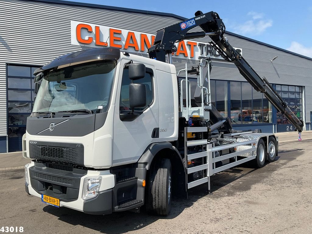 Abrollcontainer of the type Volvo FE 350 6x2 HMF 19 Tonmeter laadkraan New and Unused!, Gebrauchtmaschine in ANDELST (Picture 1)