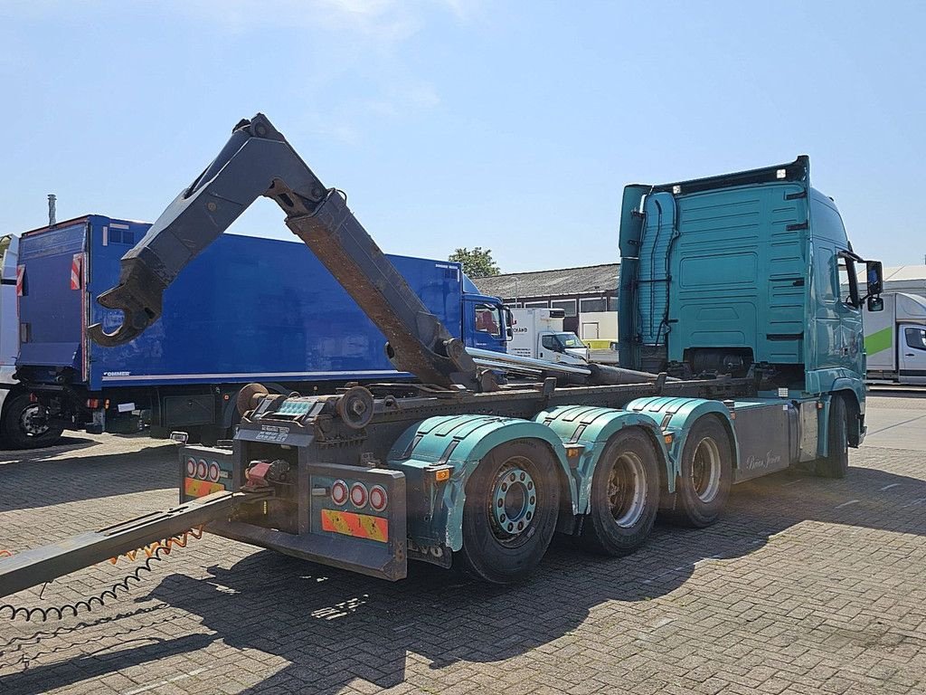 Abrollcontainer tip Volvo FH 13.500 8x4 hooklift, Gebrauchtmaschine in Vuren (Poză 3)