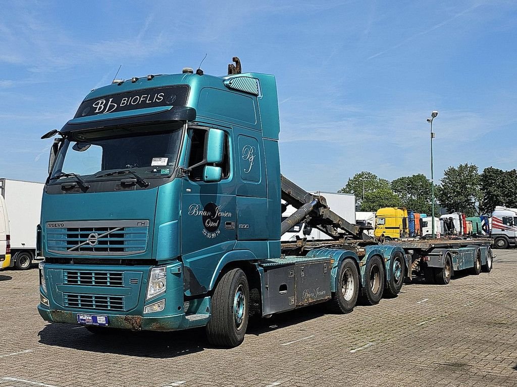 Abrollcontainer tip Volvo FH 13.500 8x4 hooklift, Gebrauchtmaschine in Vuren (Poză 2)